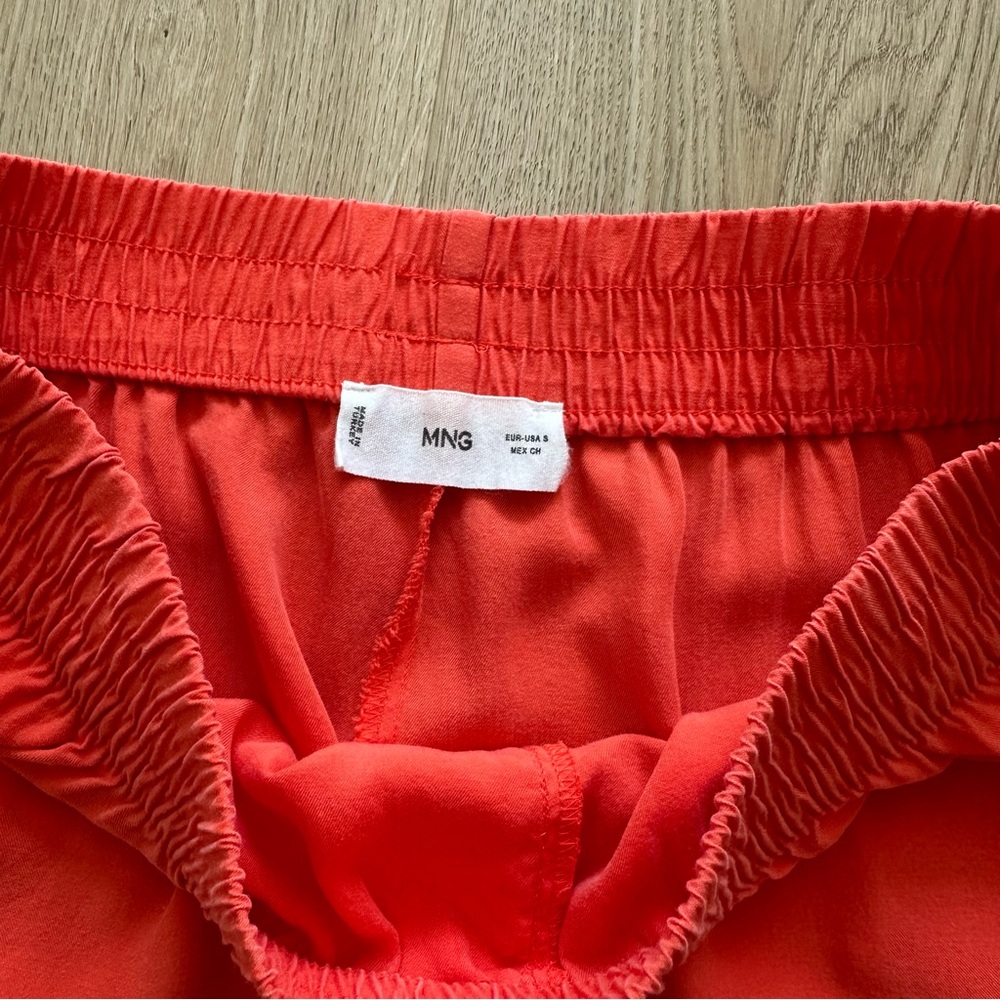 Mango Shorts - Picture 3 of 6